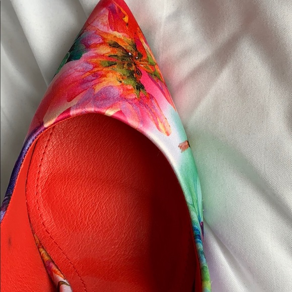 Beautiful Floral Heels- offers accepted - Picture 7 of 7